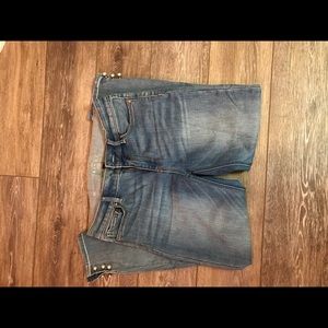Women’s jeans